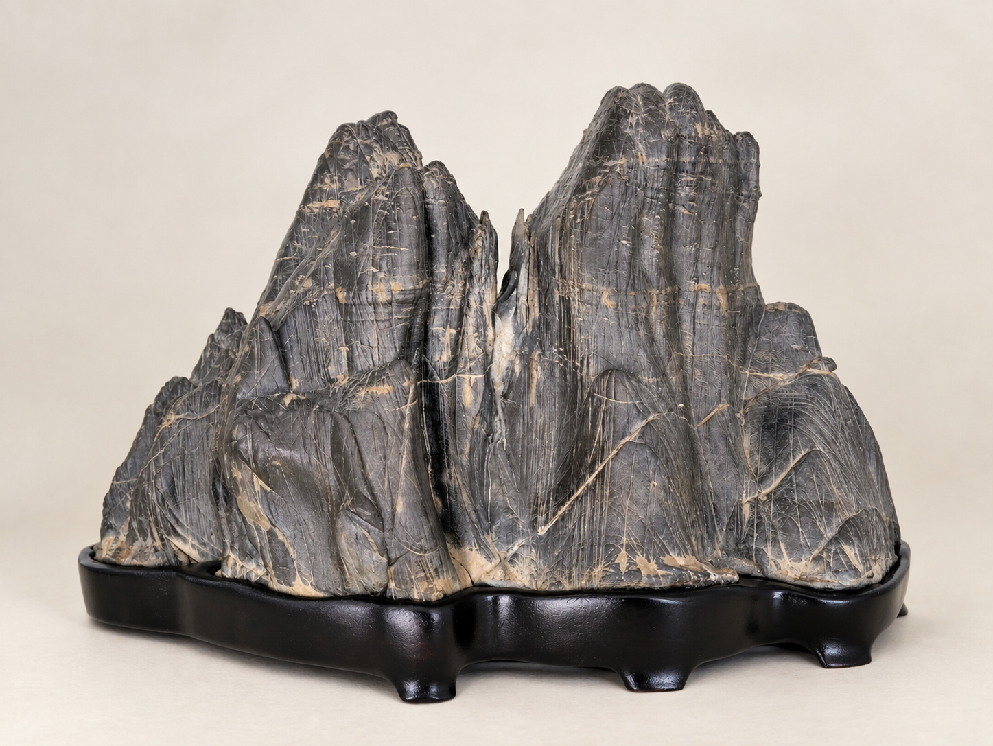 Pieza de la colección de Suiseki de Miguel Ángel Domínguez Naranjo