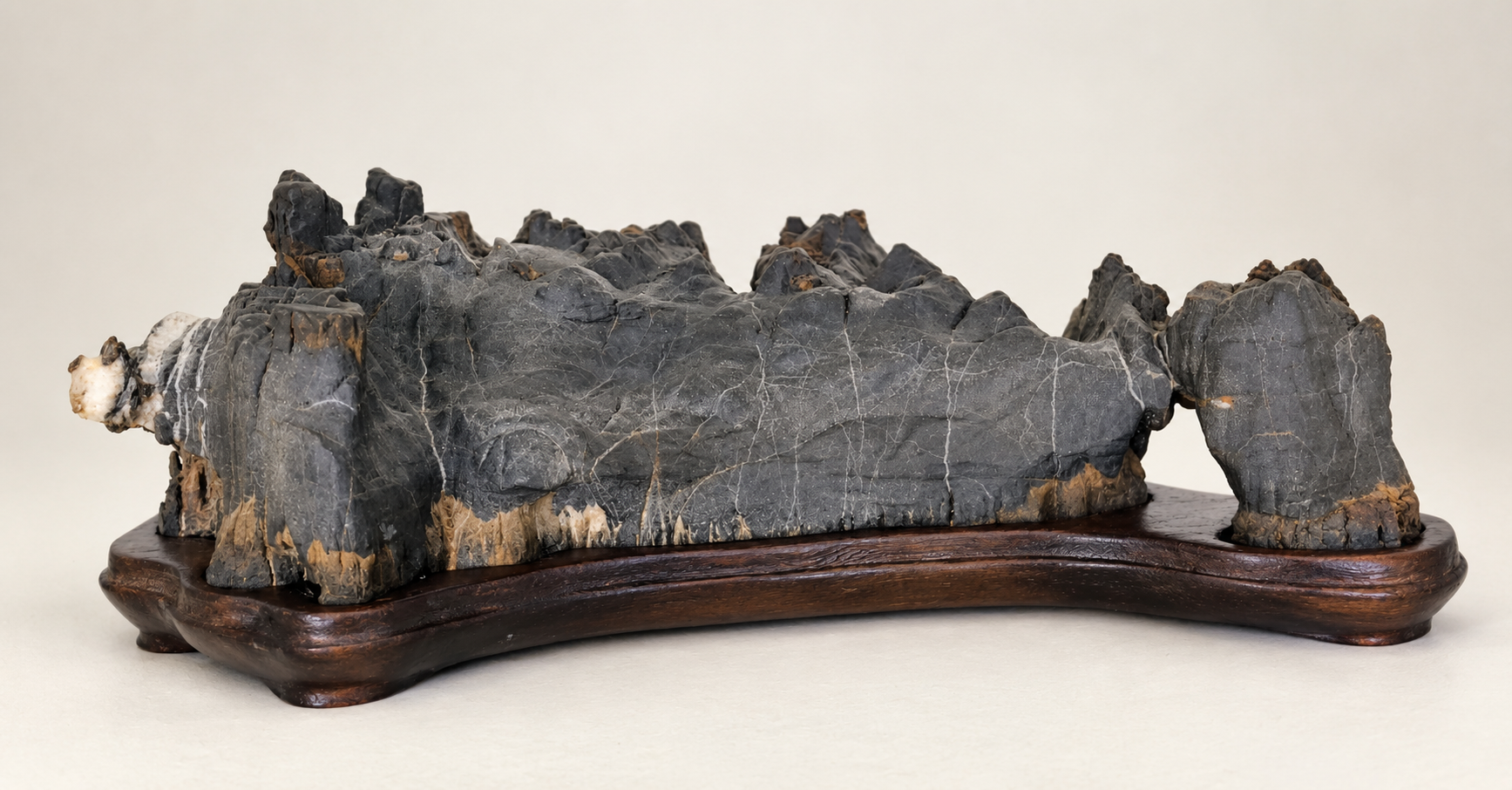 Pieza de la colección de Suiseki de Miguel Ángel Domínguez Naranjo