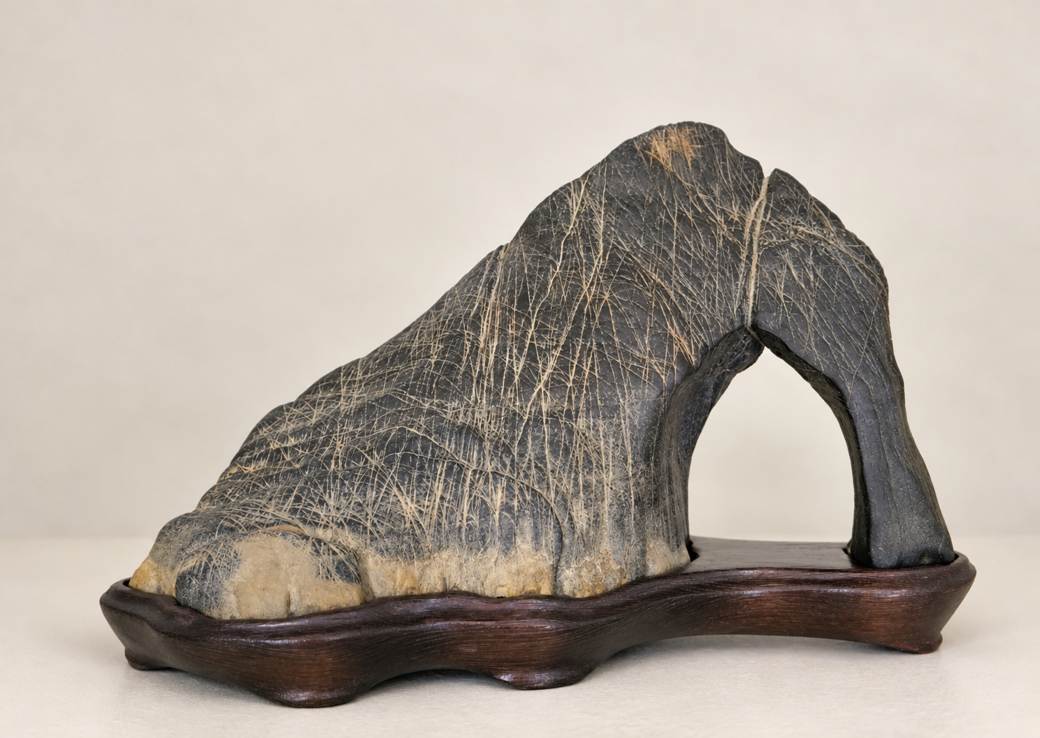 Pieza de la colección de Suiseki de Miguel Ángel Domínguez Naranjo