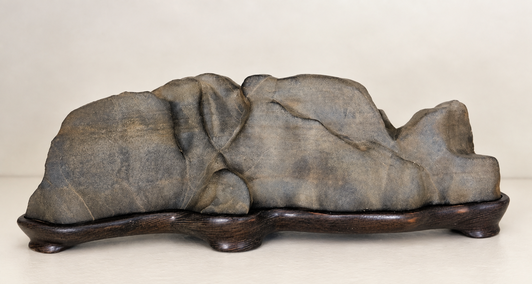 Pieza de la colección de Suiseki de Miguel Ángel Domínguez Naranjo