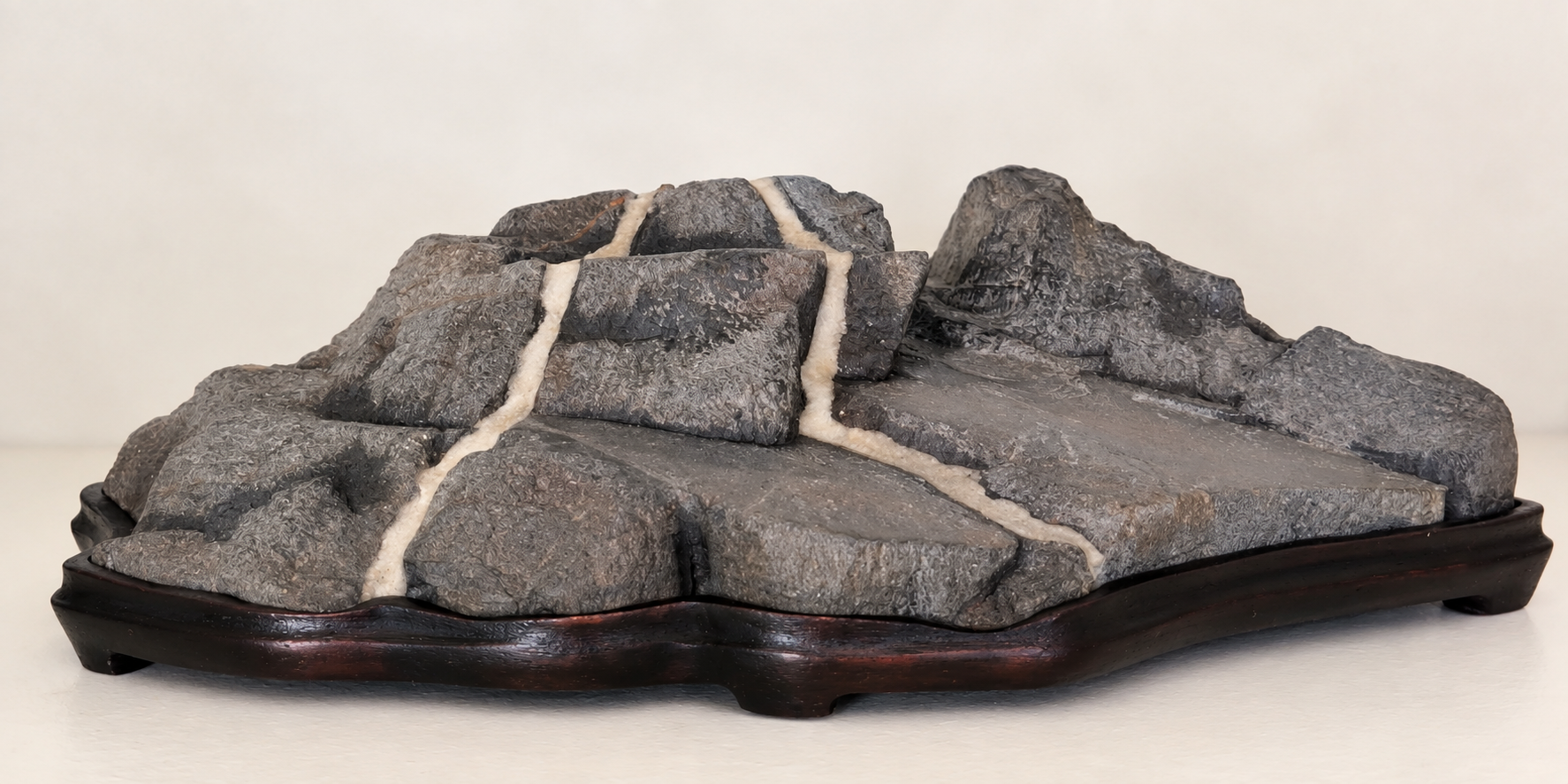 Pieza de la colección de Suiseki de Miguel Ángel Domínguez Naranjo