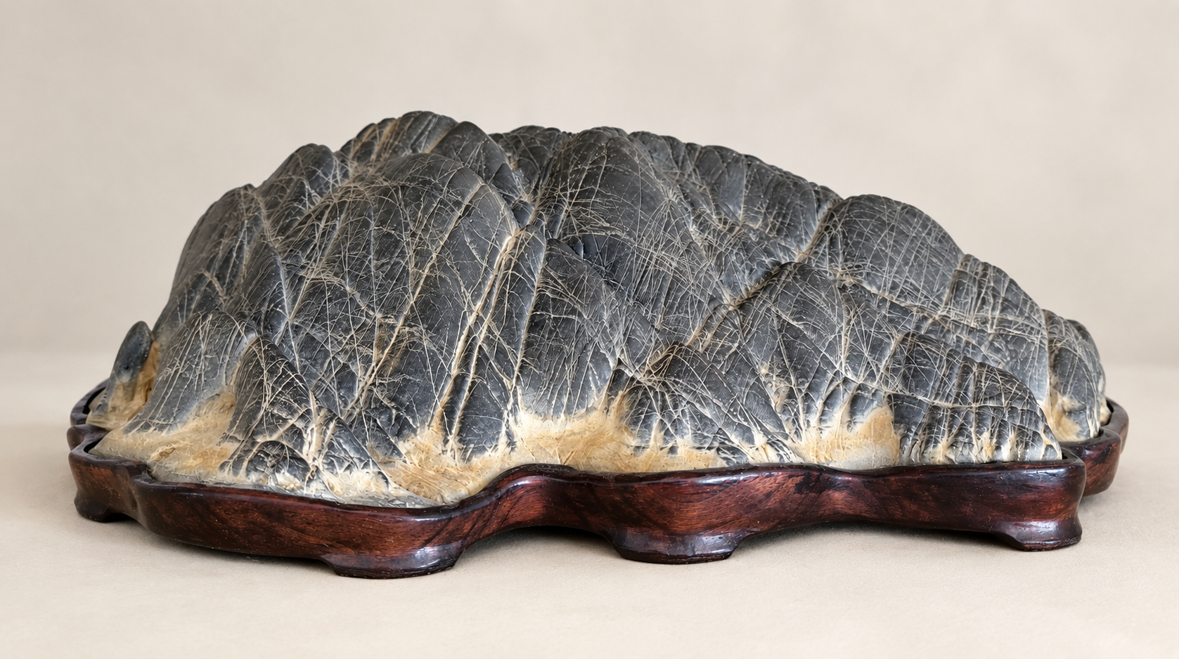 Pieza de la colección de Suiseki de Miguel Ángel Domínguez Naranjo