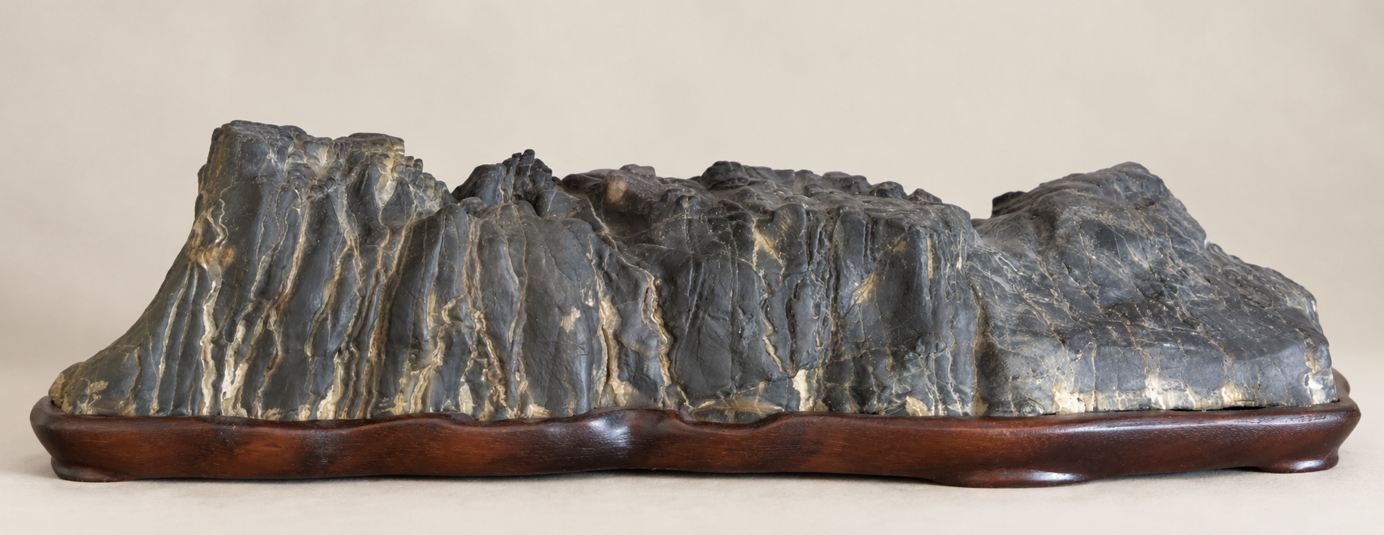 Pieza de la colección de Suiseki de Miguel Ángel Domínguez Naranjo