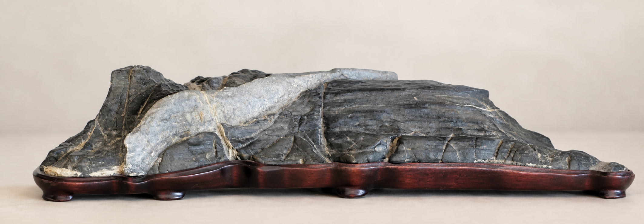 Pieza de la colección de Suiseki de Miguel Ángel Domínguez Naranjo