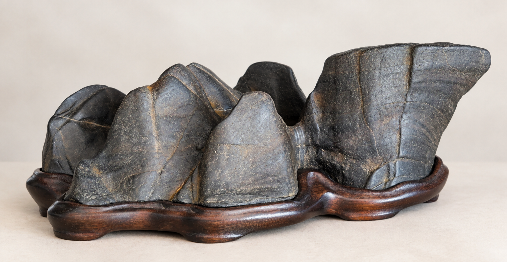 Pieza de la colección de Suiseki de Miguel Ángel Domínguez Naranjo
