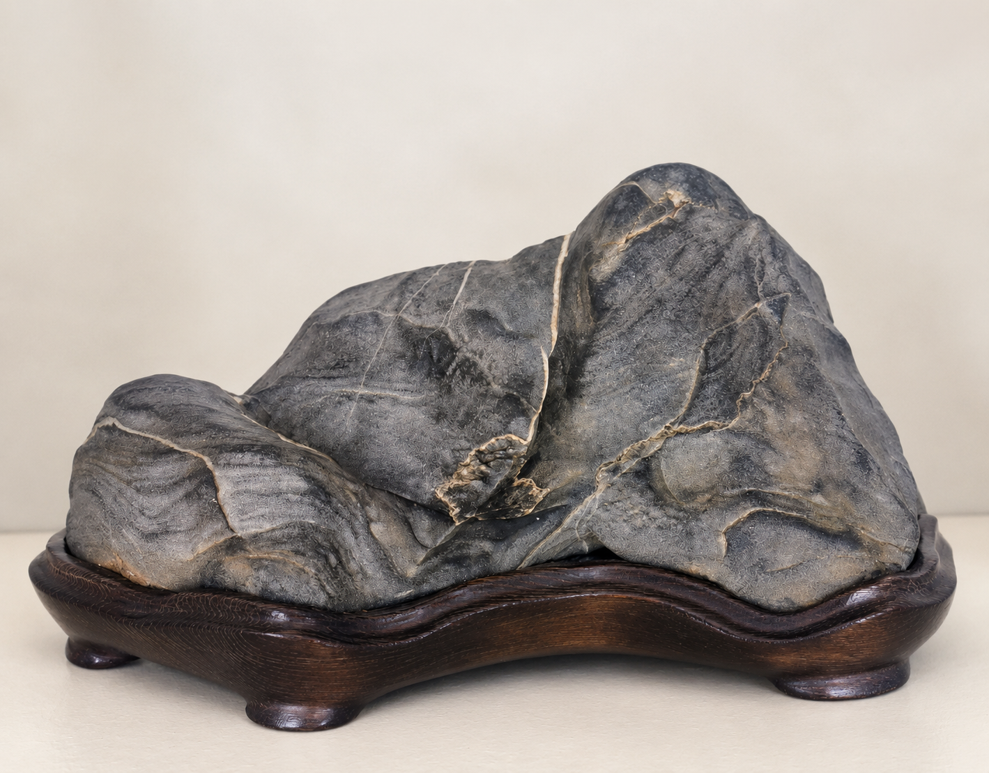 Pieza de la colección de Suiseki de Miguel Ángel Domínguez Naranjo