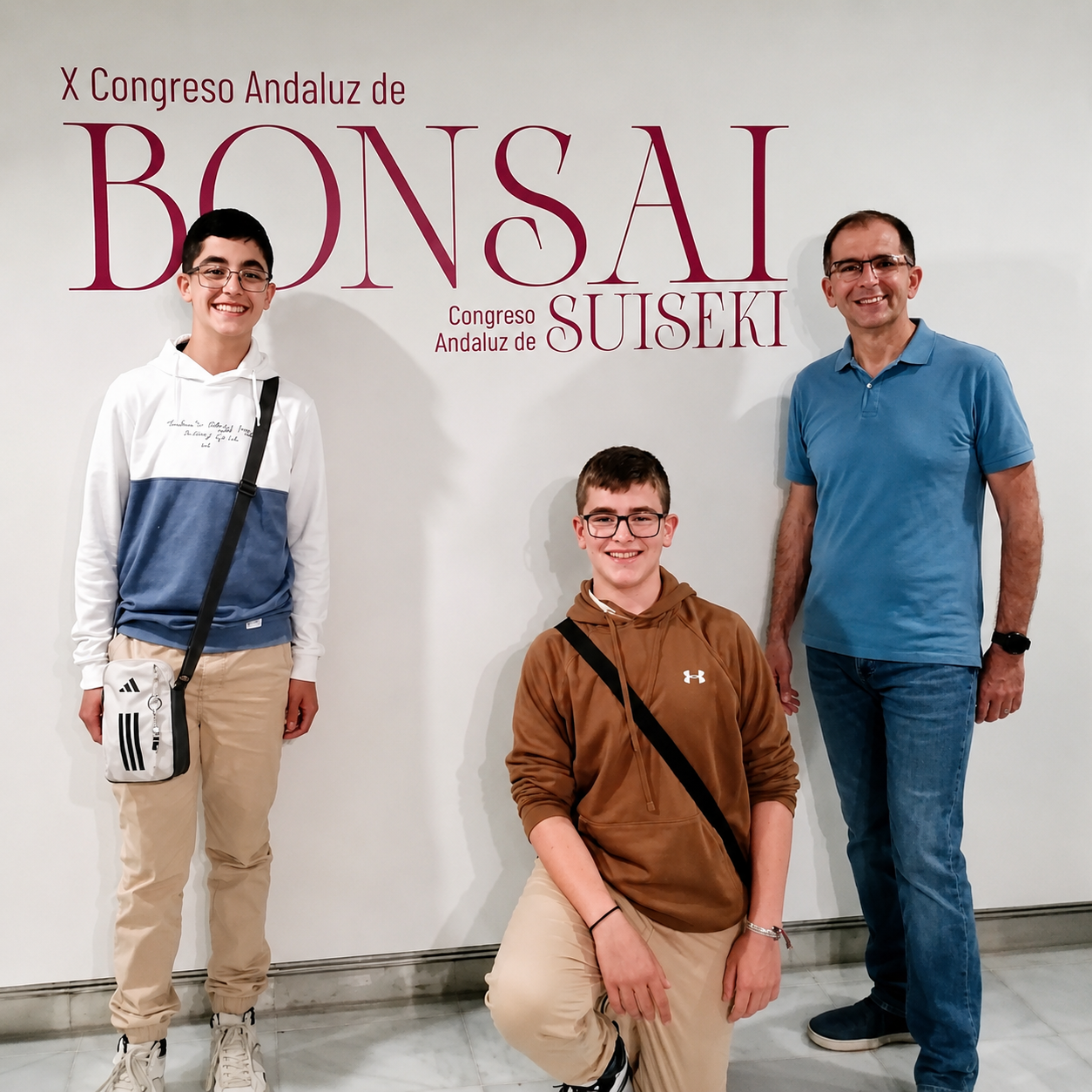 Miguel Ángel Domínguez Naranjo junto a sus hijos